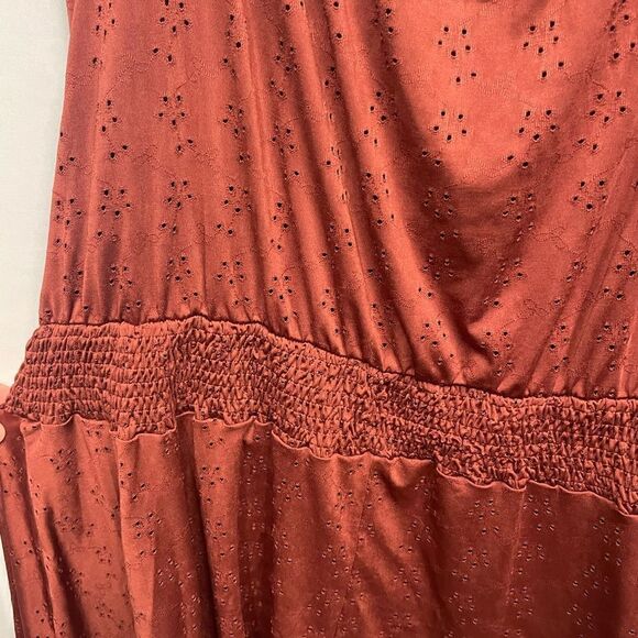 Bloomchic Off Shoulder Blouse NWT - Picture 5 of 5